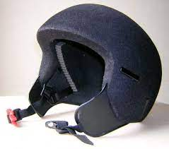 Imatge pels mitjans: Adquisició de vint cascs com element passiu de protecció en l’activitat castellera