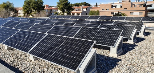 Instal·lar panells fotovoltaics a l'Escola Vora del Mar i a la Llar d'Infants Pública La Draga